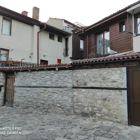 Soiree Gazde/Camere de închiriat